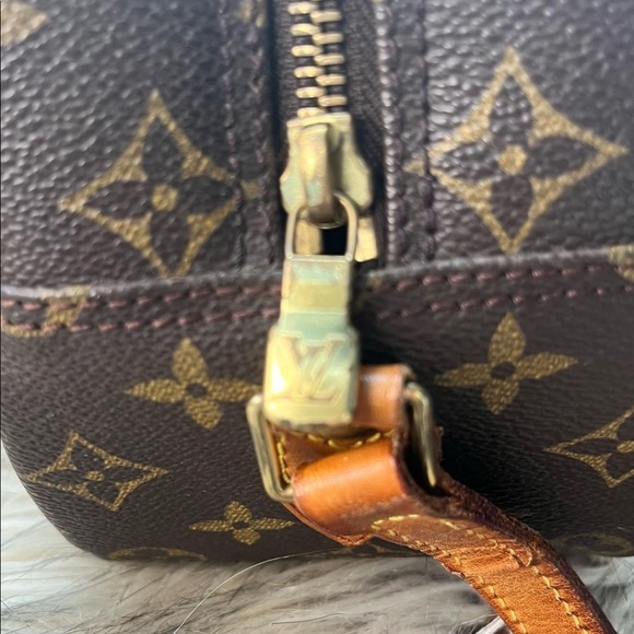 ‼️SOLD‼️ 💯 Authentic Louis Vuitton Blois Crossbody Bag - Picture 6 of 14